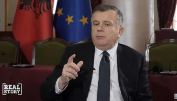 “Kam emra”, Balla: Ata që komandojnë dhunën në protestë, pjesë e listëpagesave të shërbimeve të huaja