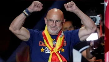 Kampion Europe dhe Bote, Spanja ka gati “dhuratën” e merituar për trajnerin Luis De la Fuente