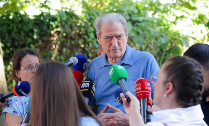 “Kanë të njëjtat kërkesa me ne”/ Berisha: Bashkoj zërin tim me urimin që i bënë Ramës në protestë