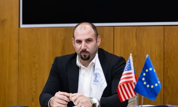 Kazazi: Rama jep miliona euro për spektakle, ndërsa artistët shqiptarë janë pa status dhe mbështetje