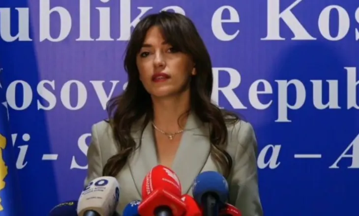 “Kemi pritur marrëveshje politike”/ Haxhiu njofton se seanca e parë e Kuvendit të ri mbahet në gusht, Kosova ende në krizë për presidentin
