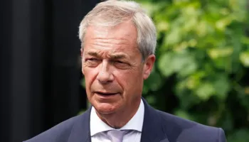 Kërcënoi liderin e partisë “Reform UK” me vrasje, arrestohet i riu në Britaninë e Madhe