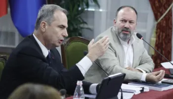 KiE kundër skenarëve të qeverisë për centralizimin e pushtetit vendor