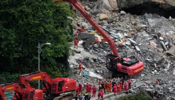 Kina aktivizon reagimin emergjent të nivelit II pas rrëshqitjes së dheut në Chongqing