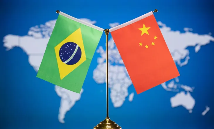 Kinë- Brazil , bisedë telefonike midis dy presidentëve