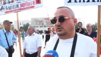 “Kjo qeveri s’ka të mira, veç të këqija”, qytetari në ditën e 48-të të protestës: Rama mashtron