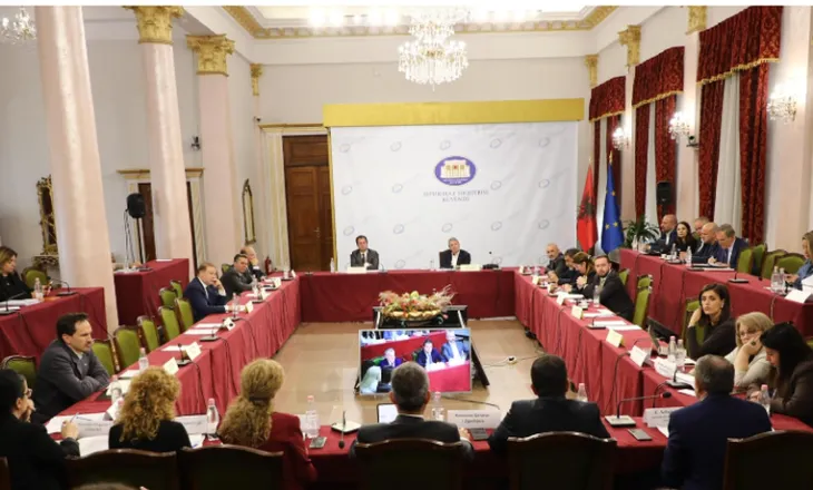 Komisioni për Reformën Zgjedhore kërkon shtyrjen e afatit të punës deri më 30 nëntor