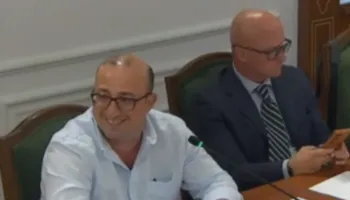 Korreshi ironi me Manjën për koncertin e Kanye West: Te Luan Zhegu jam ende, ti kërceve upsi-dupsi