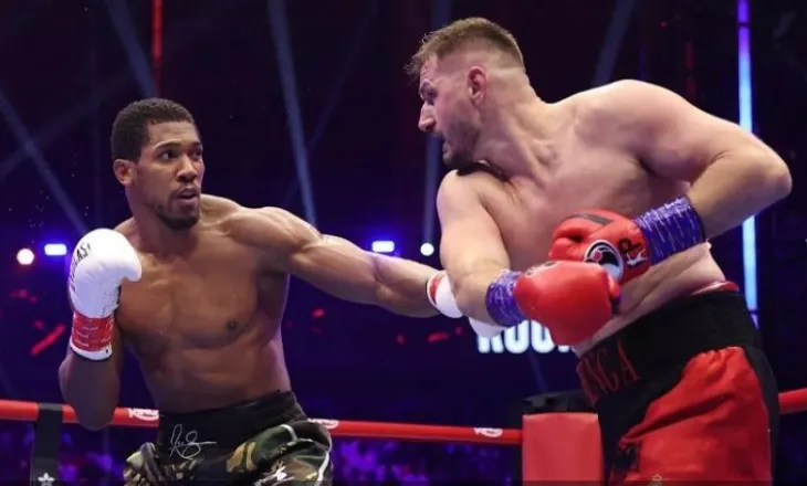 Kristian Prenga fton Anthony Joshuan në Shqipëri