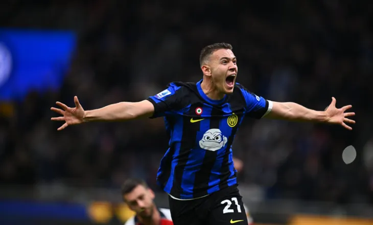Kristjan Asllani mund të qendrojë në Serinë A, klubi italian kontakton Interin