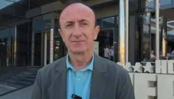 Kryeinspektori Sula takim me inspektorët e Fierit, në fokus siguria ushqimore! Paralajmëron kontrolle të shtuara
