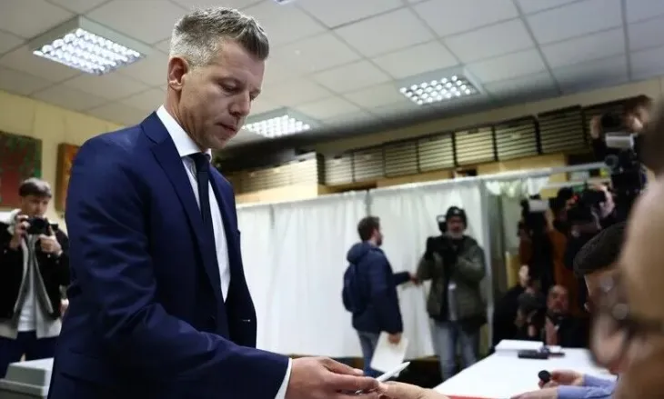 Kryeministri hungarez mbështet uljen e moshës së votimit në 16 vjeç