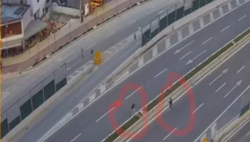 Kursejnë kohën, rrezikojnë jetën, këmbësorët kalojnë mbi barrierat e autostradës, nisin gjobat