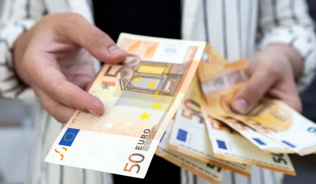 Kursi i këmbimit, 6 korrik 2026/ Me sa shitet dhe blihet dollari dhe euro, çfarë ndodh me monedhat e tjera