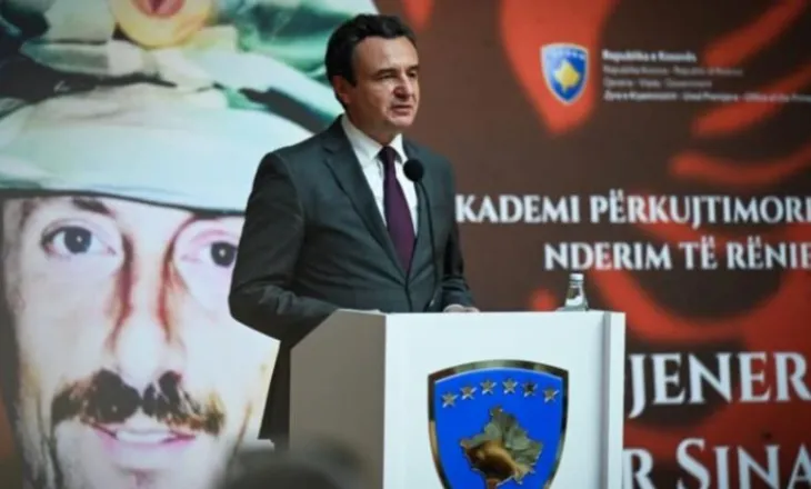 Kurti i jep shuplakë Ramës duke nderuar ish-komandantin e UÇK, Tahir Sinanin: Luftëtar i paepur i lirisë