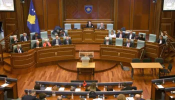Kurti kërkon konsensus për institucionet, PDK dhe LDK hyjnë në bisedime, Aleanca refuzon takimin, ja kushtet që mund…
