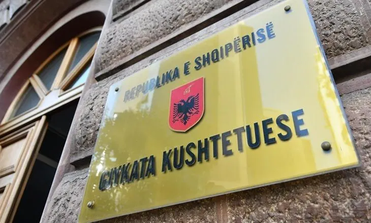 Kushtetuesja rrëzon Veliajn, nuk pranon padinë e kryebashkiakut për gjykimin ndaj dosjes së SPAK