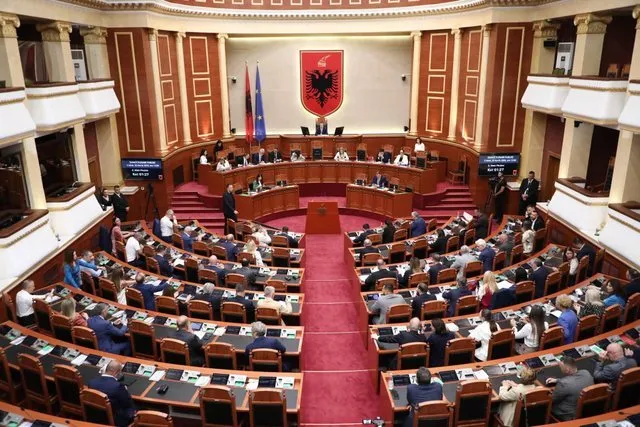 Kuvendi mblidhet nesër në seancë plenare, zbulohet rendi i ditës