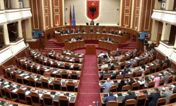 Kuvendi miraton me votat e socialistëve projektligjin për huanë nga SHBA, opozita nuk merr pjesë në seancë