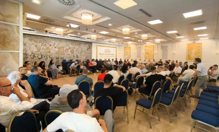 “Kuvendi Qytetar” i protestës del me deklaratë: Asnjë negociatë me Edi Ramën