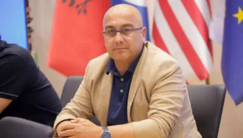 “Ky është portreti i një pushteti, që nuk ndjen asnjë përgjegjësi”/ Përroi i Zaranikës ,deputeti Himçi: Fasadë…