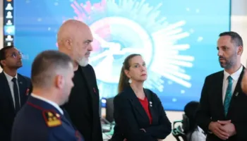Lamallari zbulon si do të funksionojë “Smart City”: Çdo shkelje do të kthehet në alarm për patrullat e Policisë!