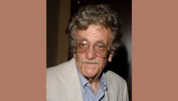 Letra frymëzuese e Kurt Vonnegut që Ian McKellen e riktheu në jetë: “Bëni art për ta rritur shpirtin tuaj”