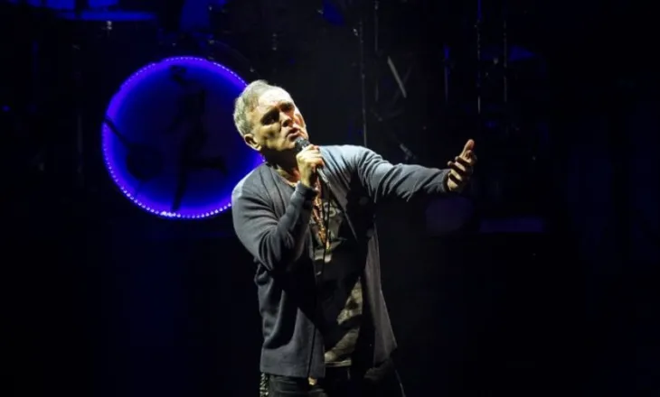 Letrat e rralla të Morrissey para The Smiths dalin në ankand, pritet të shiten për mbi 22 mijë paundë