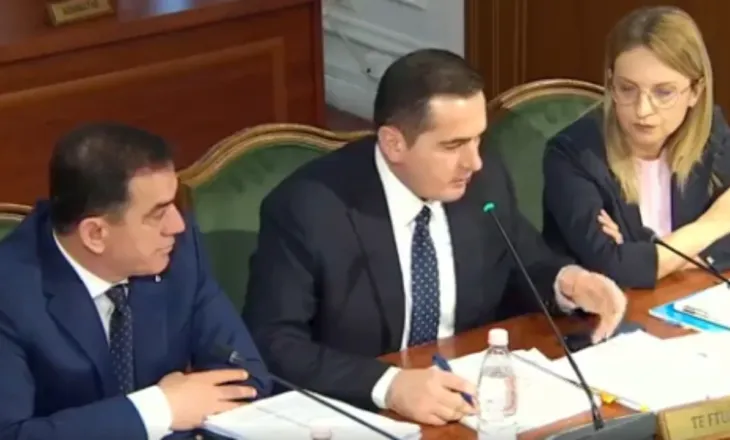 “Ligjet”/ Deputeti i PS e pyet për ’21 Janarin’, ja si përgjigjet Klodian Braho
