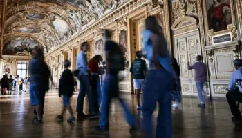 Luvri rihap Galerinë e Apollonit pas grabitjes milionëshe, por pa xhevahiret e kurorës