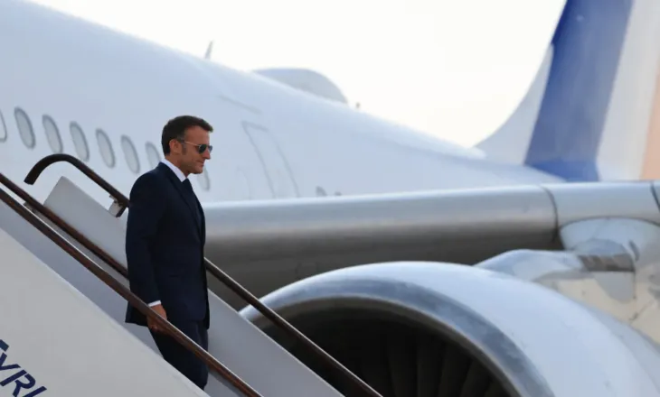 Macron arrin në Siri, vizita e parë e një kreu shteti të Evropës që pas rënies së Asadit
