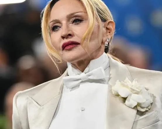Madonna ka anuluar performancën e saj në Londër për shkak të shqetësimeve për sigurinë