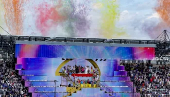 Madonna, Shakira dhe BTS në skenën e finales së Botërorit 2026, zbulohet spektakli i madh i pushimit