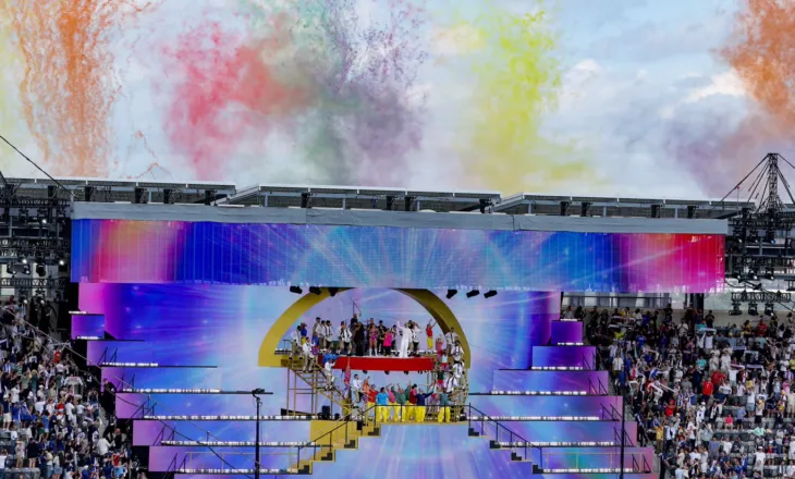 Madonna, Shakira dhe BTS në skenën e finales së Botërorit 2026, zbulohet spektakli i madh i pushimit