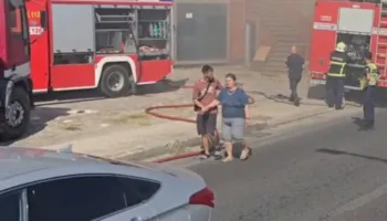 Magazina në Shkozet merr flakë, gjysma e Durrësit mbetet pa drita