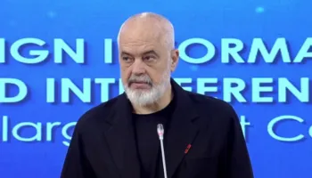 ‘Manipulimi i informacionit dhe ndërhyrjet e huaja’, Rama: ‘Revolucioni i flamingove’, shembull i dezinformimit