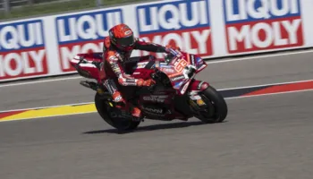 Marc Marquez triumfon në garën e zhvilluar në Gjermani dhe hyn në garë për titullin kampion
