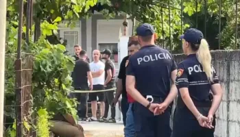 Masakra në Roskovec, rëndohet bilanci i viktimave, ndërron jetë edhe gruaja e plagosur nga ish-dhëndri