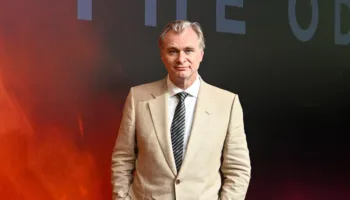 Matt Damon tregon si Christopher Nolan e telefonoi për “The Odyssey”, pa telefon inteligjent dhe pa email