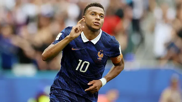 Mbappe shkruan historinë/ Kapiteni i Francës, shënuesi më i mirë i kupave të botës