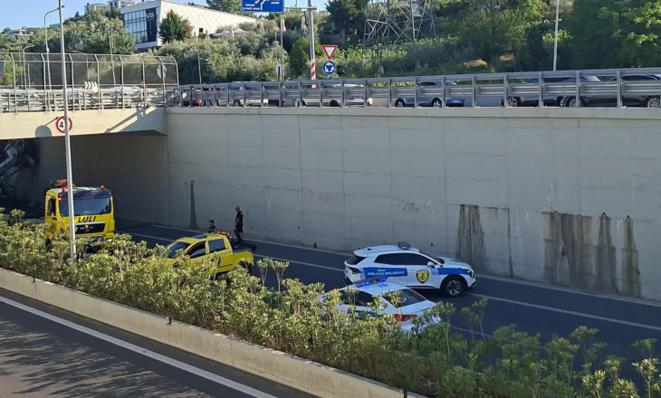 Mbeti i plagosur pas aksidentit te rrethrrotullimi në TEG, humb jetën edhe personi i dytë që ndodhej në betoniere