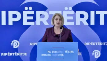 “Mbreti doli lakuriq edhe këtë radhë”/ Koncerti, reagon PD: Edi Rama mbushi stadiumin me para publike, jo me entuziazëm