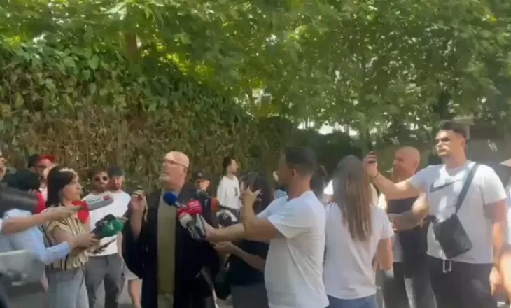 Mbyllet seanca për protestuesit, dy mbeten në arrest shtëpie, të tjerët të lirë