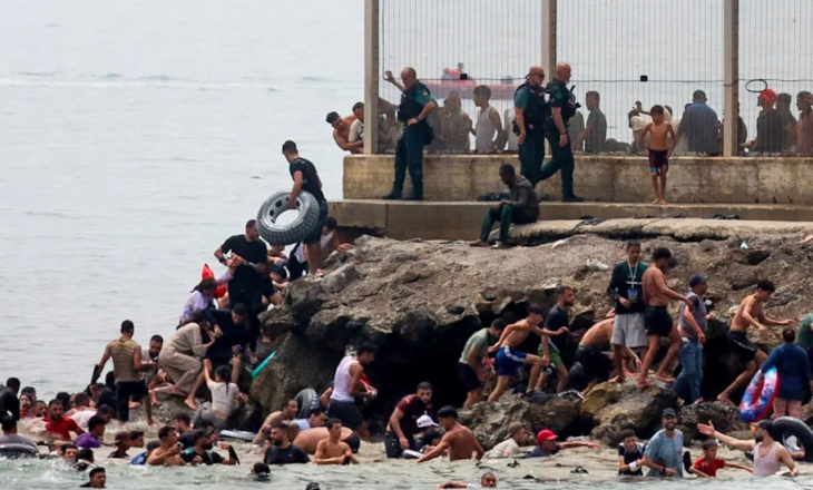 Me not drejt Europës! Qindra emigrantë kalojnë detin për të hyrë në Spanjë
