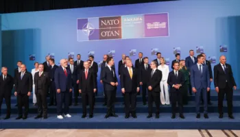 Media amerikane ‘Bloomberg’: Edi Rama iu lut ‘Sulltanit’ turk, por nuk arriti të sigurojë samitin e NATO-s
