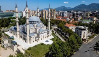 Media italiane: Tirana ndër destinacionet më ekonomike të Evropës