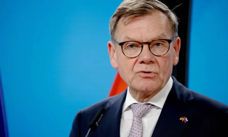 Ministri i Jashtëm gjerman: Hapja e grupkapitujve nuk do të thotë se janë mbyllur, s’ka integrim pa standarte