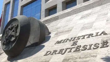 Ministria e Drejtësisë: Raporti i KE për Sundimin e Ligjit vlerëson progresin në konsolidimin e reformës