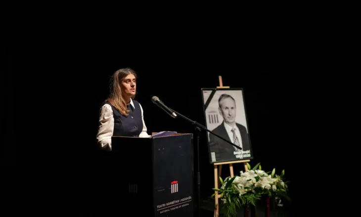 Ministrja Bogujevci: Kujtimi për Beqir Beqirin do të mbetet pjesë e Teatrit Kombëtar