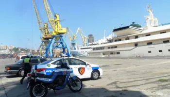 Momente tmerri/ Shoferi nga Kosova përplaset nga kamioni tjetër, në gjendje të rëndë